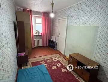 2-комнатная квартира, этаж 3 из 5, 44 м²