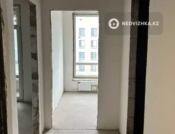 1-комнатная квартира, этаж 8 из 9, 35 м²