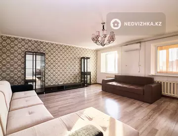 3-комнатная квартира, этаж 8 из 9, 118 м²