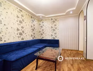 3-комнатная квартира, этаж 3 из 5, 60 м²