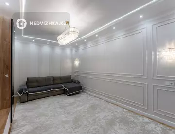 3-комнатная квартира, этаж 1 из 12, 98 м²