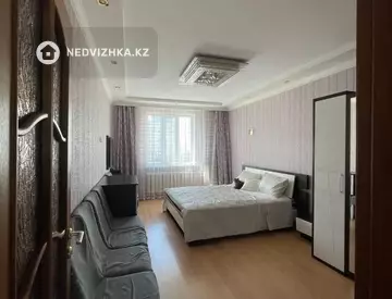 3-комнатная квартира, этаж 4 из 9, 77 м²