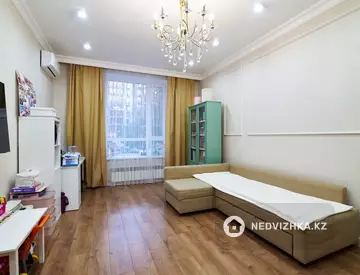 3-комнатная квартира, этаж 1 из 9, 91 м²