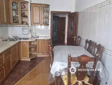 2-комнатная квартира, этаж 3 из 9, 102 м²
