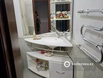 2-комнатная квартира, этаж 3 из 9, 102 м²