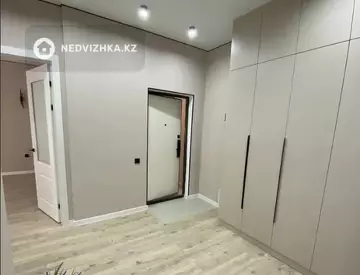 2-комнатная квартира, этаж 6 из 18, 65 м²