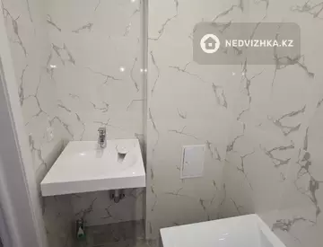 1-комнатная квартира, этаж 3 из 10, 37 м²