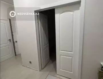 1-комнатная квартира, этаж 1 из 9, 36 м²