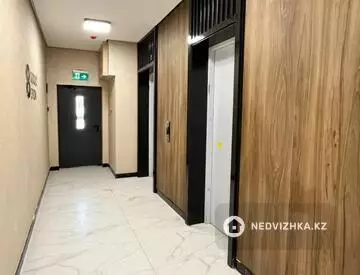 1-комнатная квартира, этаж 4 из 9, 50 м²