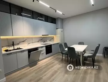 3-комнатная квартира, этаж 15 из 17, 99 м²