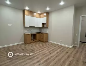 1-комнатная квартира, этаж 3 из 9, 42 м²