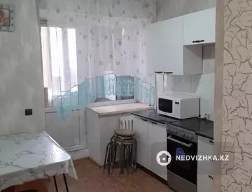 1-комнатная квартира, этаж 4 из 5, 30 м²