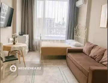 2-комнатная квартира, этаж 12 из 14, 42 м²