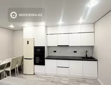 3-комнатная квартира, этаж 3 из 9, 82 м²