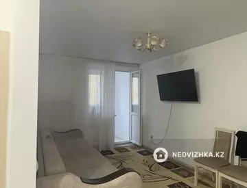 1-комнатная квартира, этаж 2 из 9, 34 м²