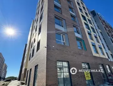 1-комнатная квартира, этаж 5 из 9, 42 м²