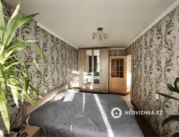 3-комнатная квартира, этаж 5 из 6, 60 м²