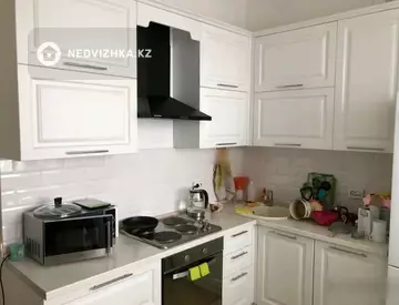 1-комнатная квартира, этаж 6 из 6, 38 м²