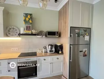 4-комнатная квартира, этаж 9 из 9, 135 м²