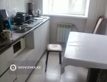 3-комнатная квартира, этаж 2 из 5, 73 м²