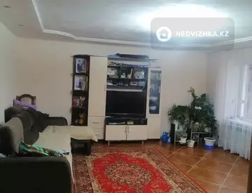 3-комнатная квартира, этаж 2 из 5, 73 м²