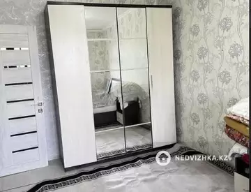 2-комнатная квартира, этаж 3 из 3, 52 м²