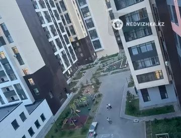 4-комнатная квартира, этаж 7 из 14, 120 м²