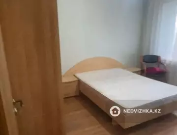 2-комнатная квартира, этаж 3 из 5, 45 м²