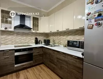 2-комнатная квартира, этаж 21 из 23, 74 м²