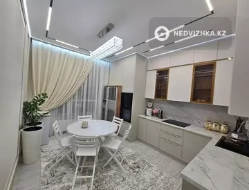 3-комнатная квартира, этаж 16 из 16, 90 м²