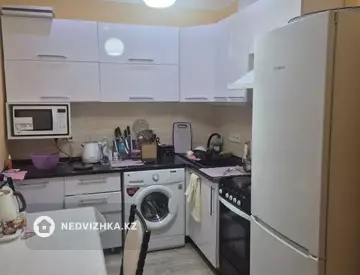 2-комнатная квартира, этаж 2 из 9, 52 м²