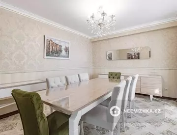 7-комнатная квартира, этаж 13 из 14, 375 м²