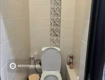 2-комнатная квартира, этаж 4 из 5, 52 м²