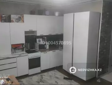 1-комнатная квартира, этаж 3 из 4, 27 м²