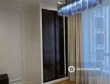 3-комнатная квартира, этаж 8 из 16, 100 м²