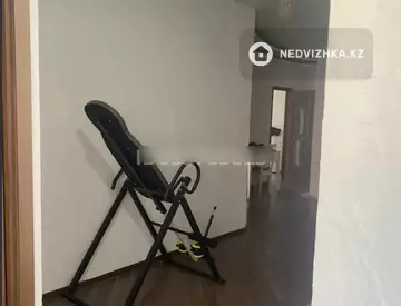 5-комнатная квартира, этаж 10 из 10, 200 м²