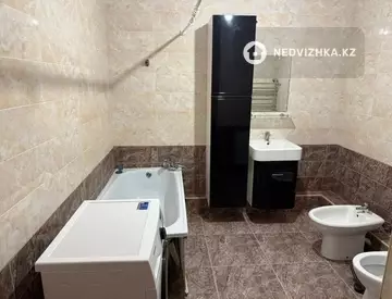 2-комнатная квартира, этаж 14 из 22, 63 м², на длительный срок