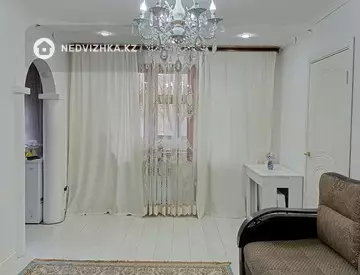 2-комнатная квартира, этаж 3 из 5, 46 м²