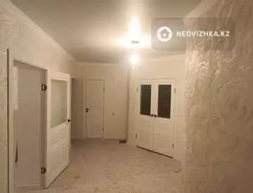 3-комнатная квартира, этаж 1 из 5, 106 м²