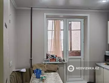 4-комнатная квартира, этаж 10 из 12, 102 м²
