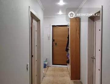 4-комнатная квартира, этаж 10 из 12, 102 м²