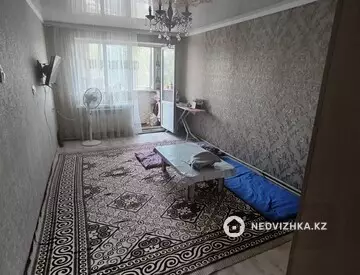 Подселение, 4 комн., 49 м²