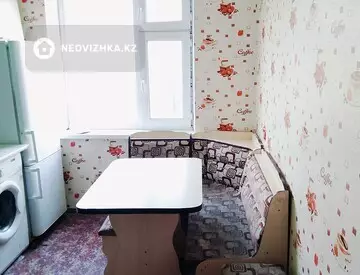 4-комнатная квартира, этаж 3 из 5, 78 м²