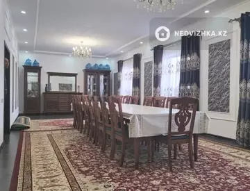 5-комнатный дом, 6.3 соток, 284 м²