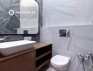4-комнатная квартира, этаж 25 из 25, 130 м², на длительный срок