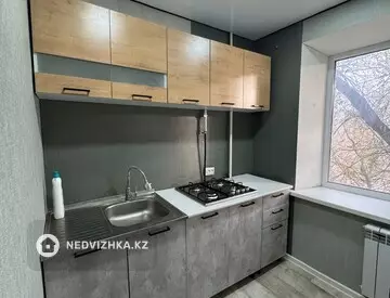 1-комнатная квартира, этаж 3 из 5, 22 м²