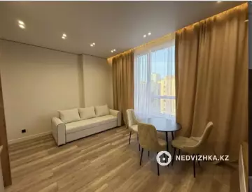 2-комнатная квартира, этаж 8 из 12, 40 м²