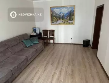 3-комнатная квартира, этаж 9 из 10, 92 м²