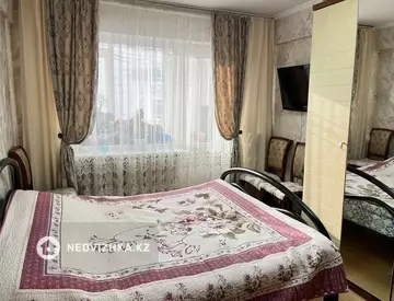 3-комнатная квартира, этаж 3 из 5, 59 м²