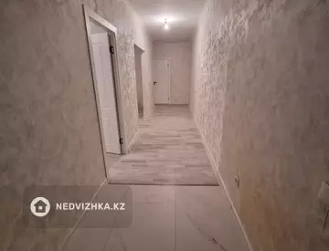 2-комнатная квартира, этаж 8 из 12, 60 м²